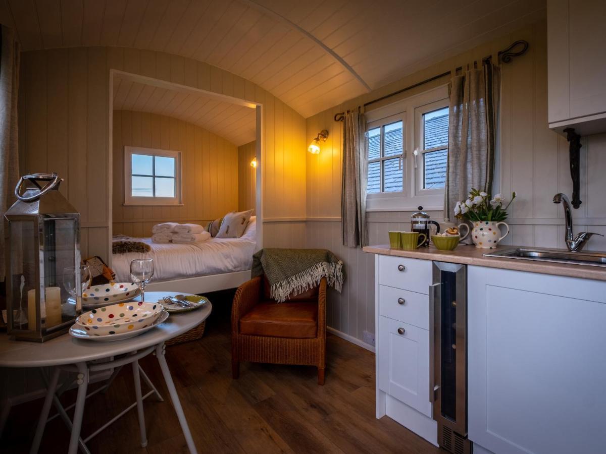 ウルバーストン The Pleasant Hut At Mountpleasant Farmヴィラ エクステリア 写真