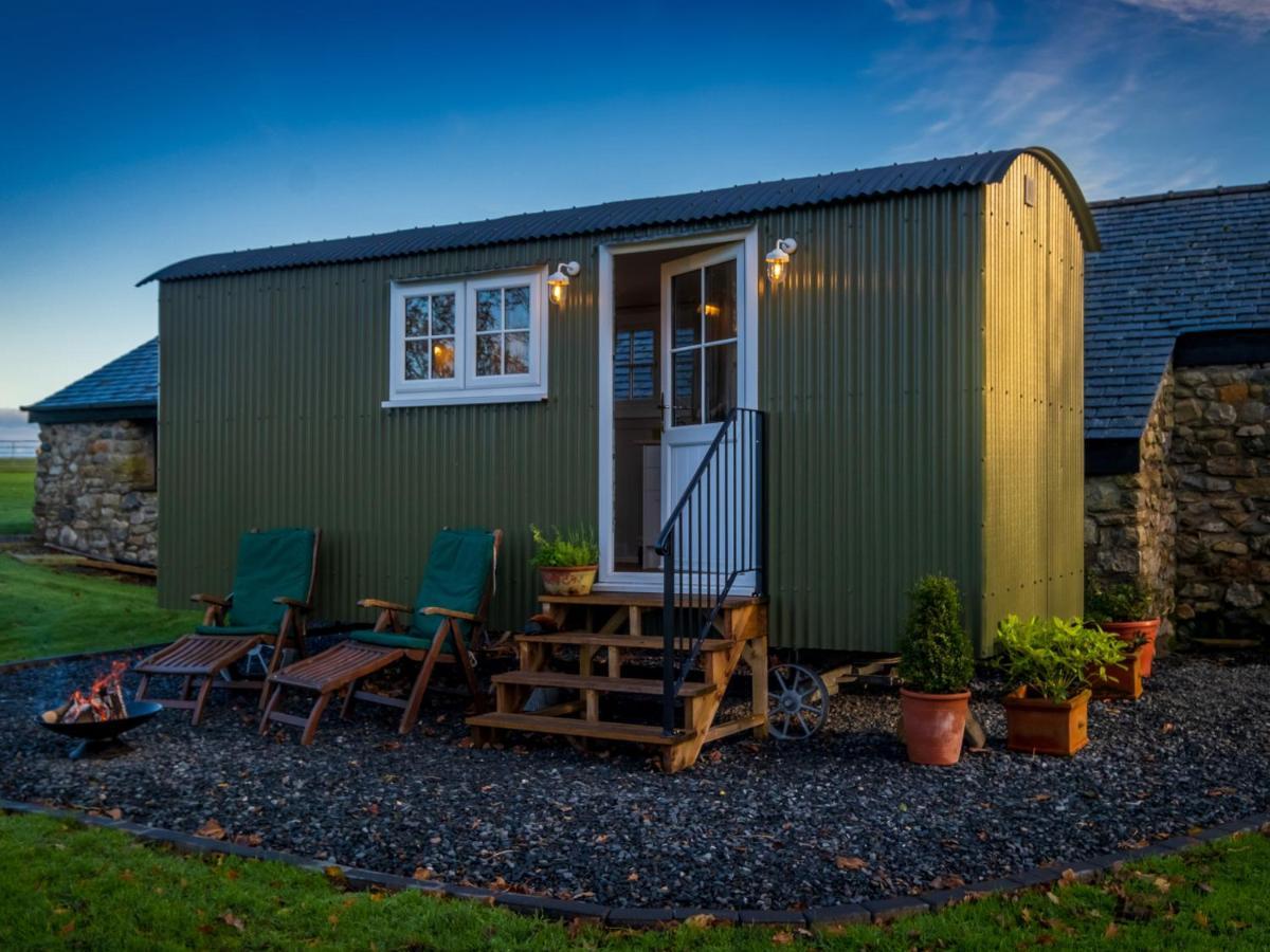 ウルバーストン The Pleasant Hut At Mountpleasant Farmヴィラ エクステリア 写真